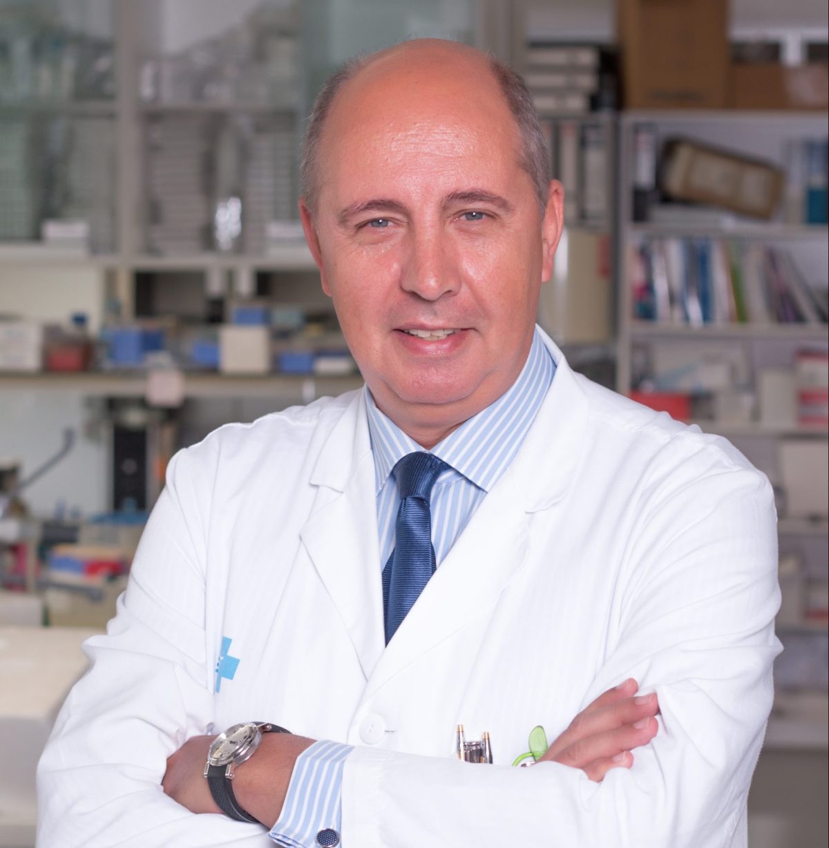 Dr. Olsina